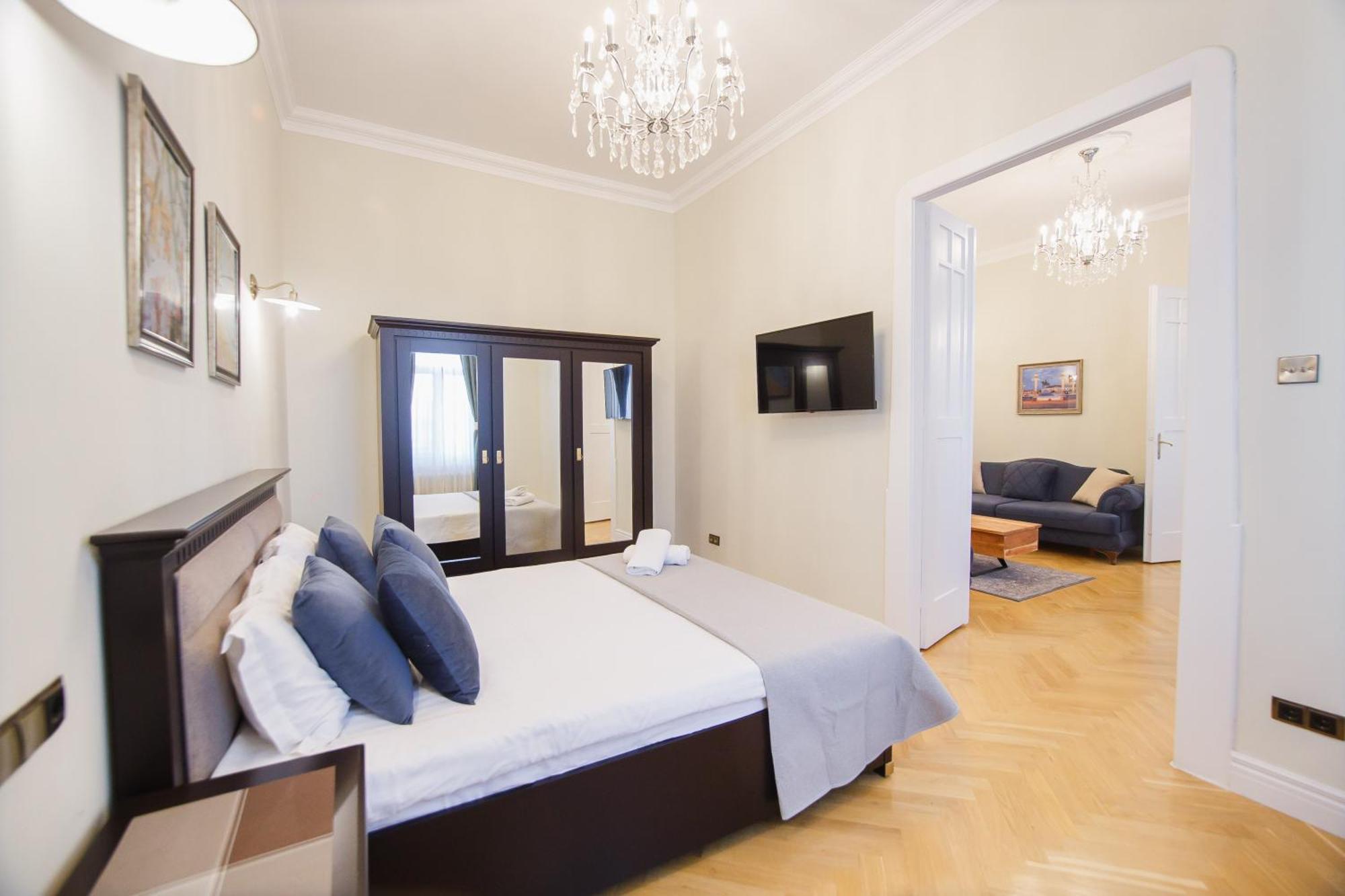 Apartmán Retro Vibes Near Piata Unirii Oradea Exteriér fotografie